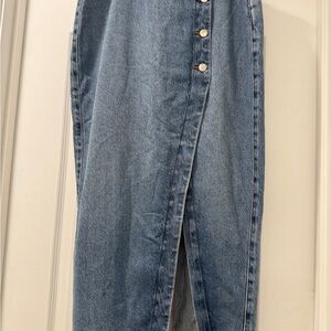 Zara Blue Button-Front Denim Midi Skirt with front slit